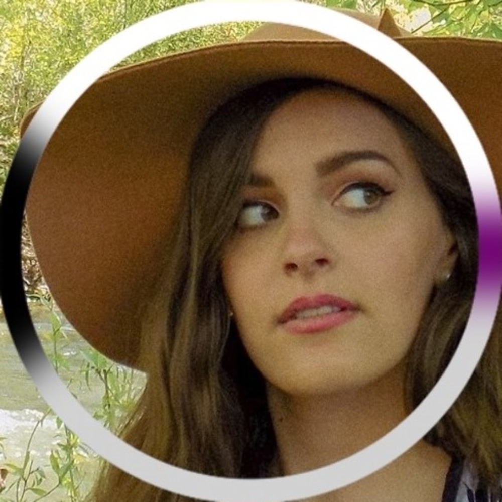 Meet your Posher, Alaina